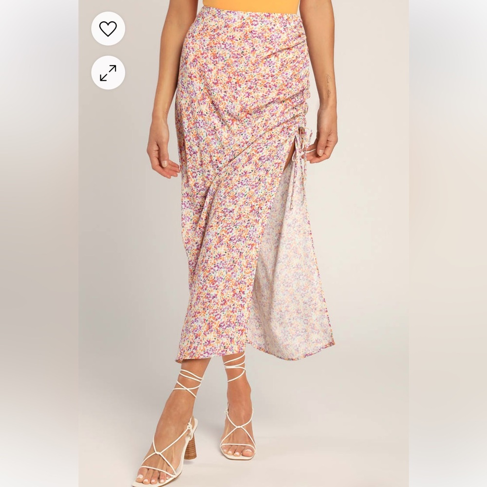 Lulus Ruched Midi Skirt Floral NWT size M